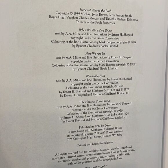 Stories Of Winnie The Pooh With Favourite Poems - A A Milne with characters - Picture 10 of 14